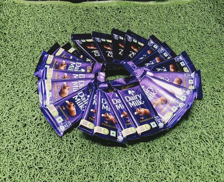 Cadbury Dairy Milk Chocolate Bar 20.2gm 40pcs Box - Image 2
